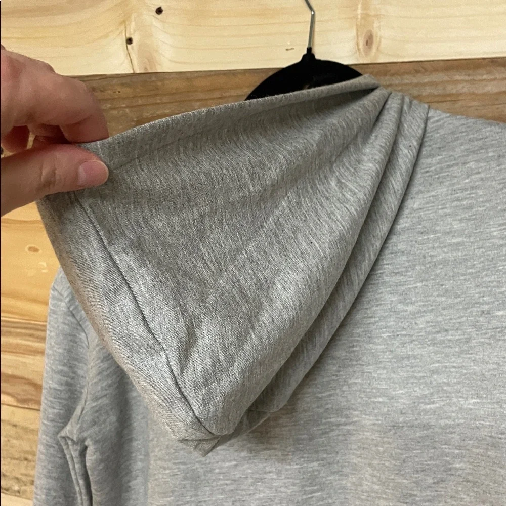 Justice Active size 10 Gray Super Soft Cropped Hoodie Sweatshirt with Logo